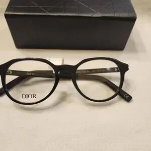 Christian Dior DiorEssentialO R21 51mm Optical Glasses In Black/Clear Christian Dior Eyeglasses Men main image 4